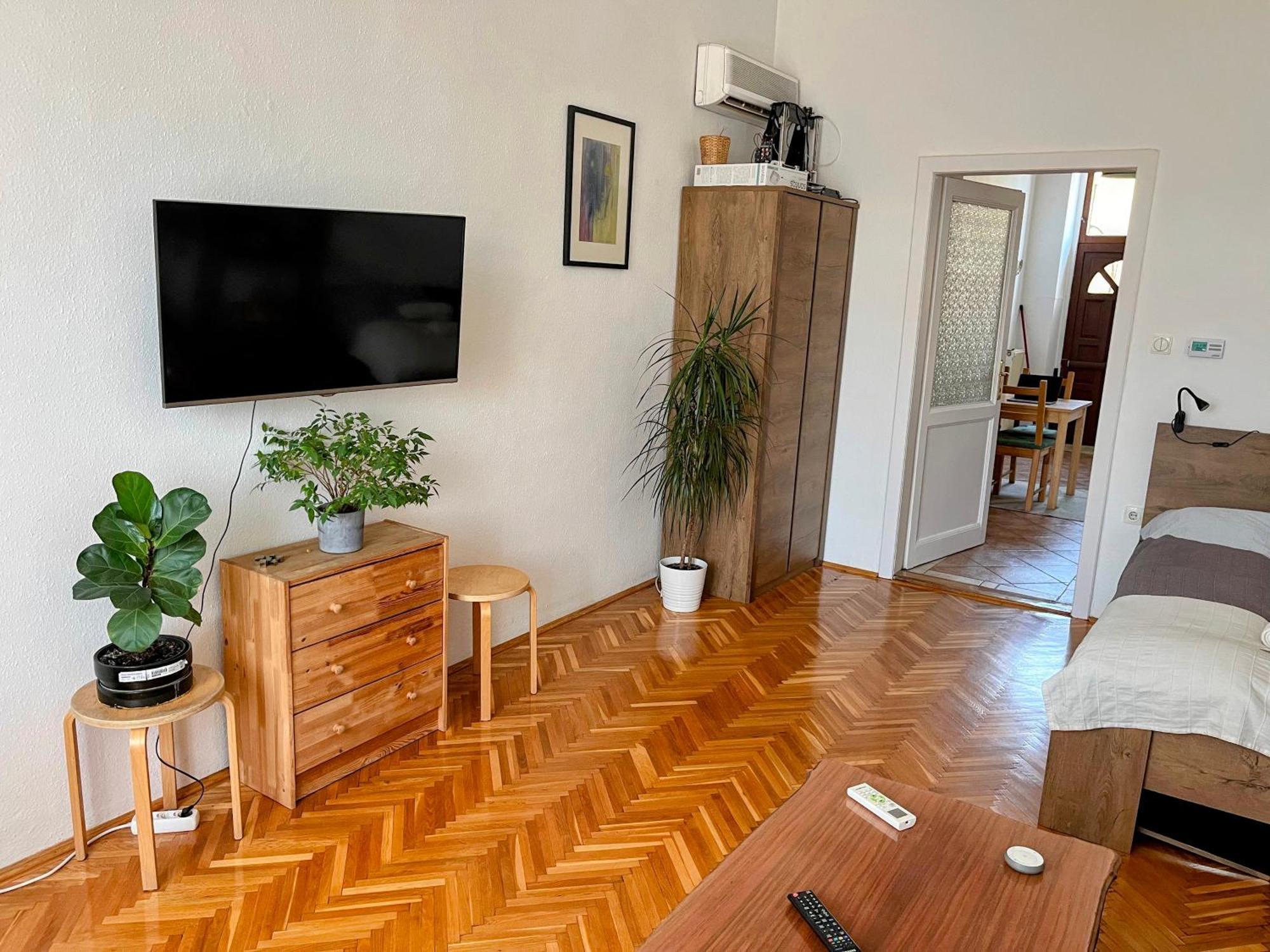 Domos Buda Castle Balcony Apartment Будапеща Екстериор снимка